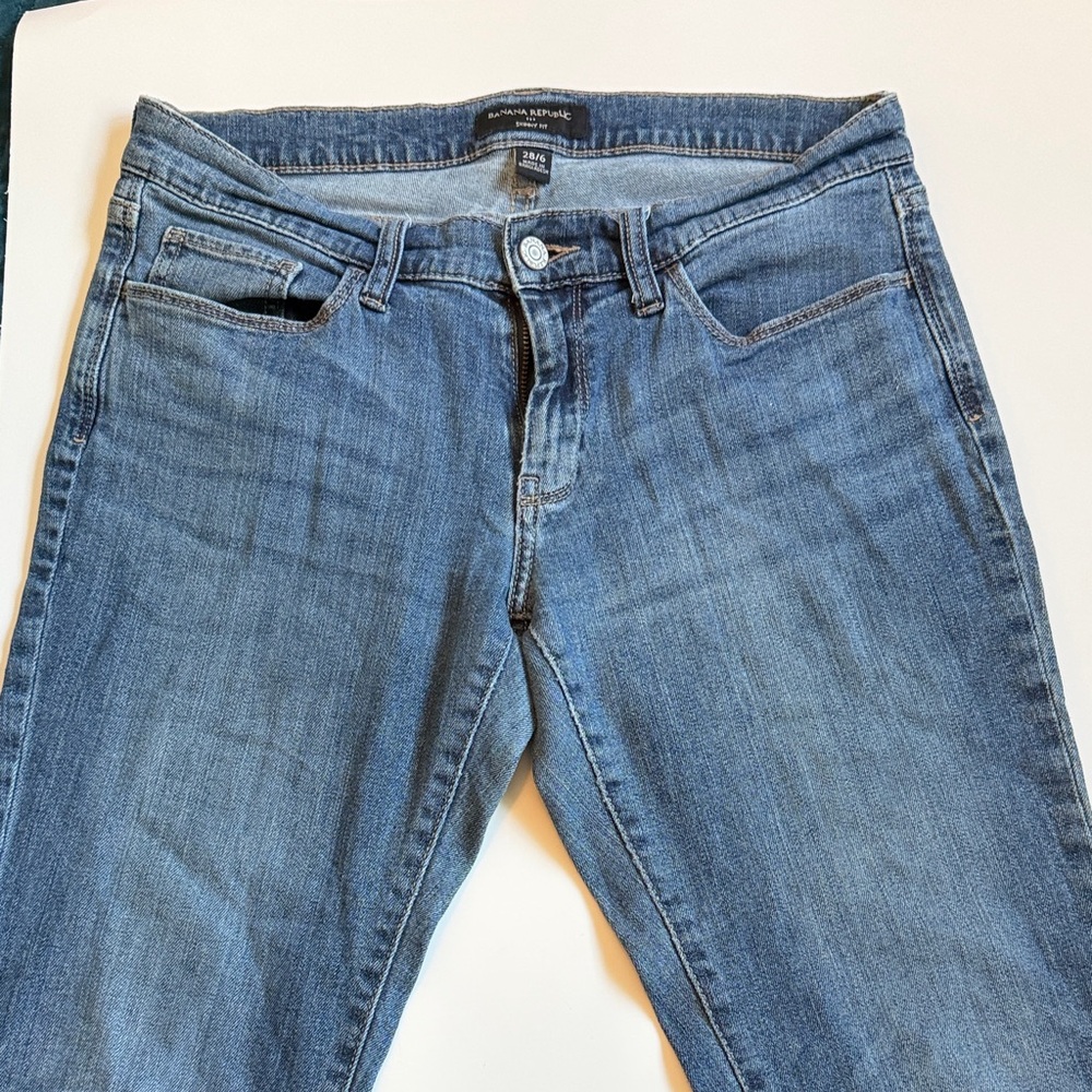 BR Classic Blue Straight Leg CROPPED Jeans
